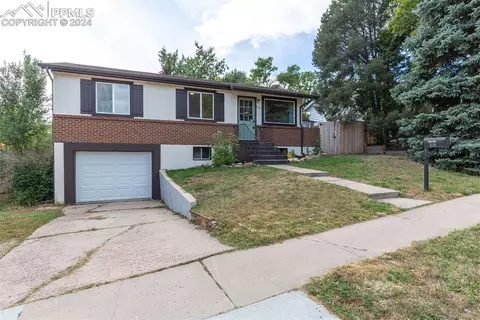 1519 Server Dr, Colorado Springs, CO 80910