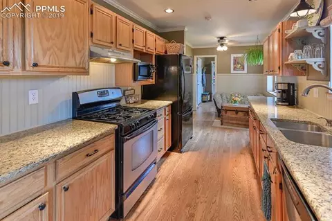 10780 Squawbush Loop, Peyton, CO 80831 photo 12