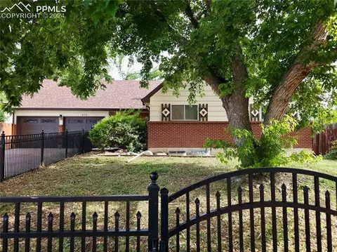 415 Niagara St, Colorado Springs, CO 80911