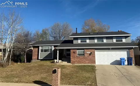 2075 Crystal River Dr, Colorado Springs, CO 80915