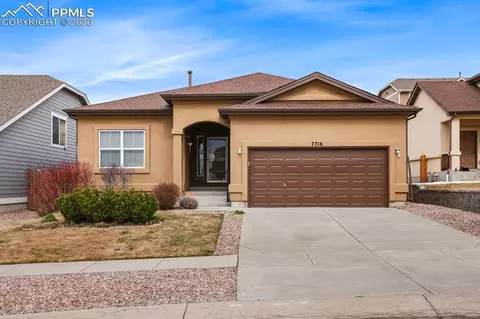 7716 Orange Sunset Dr, Colorado Springs, CO 80922