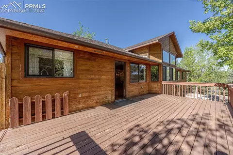 2208 Valley View Dr, Woodland Park, CO 80863