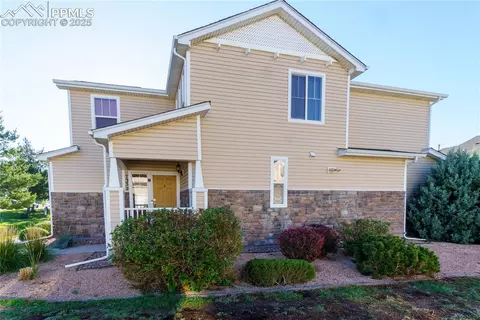 7332 Sandy Springs Pt, Fountain, CO 80817