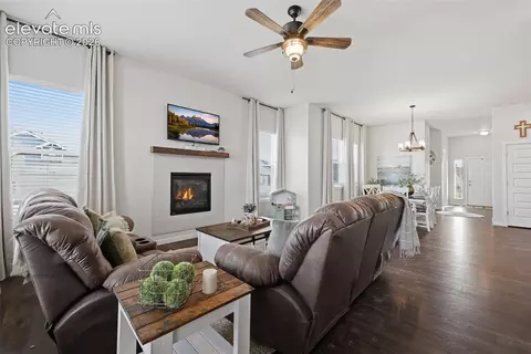 Living - 10198 Golf Crest Dr, Peyton, CO 80831 photo 4 of 4