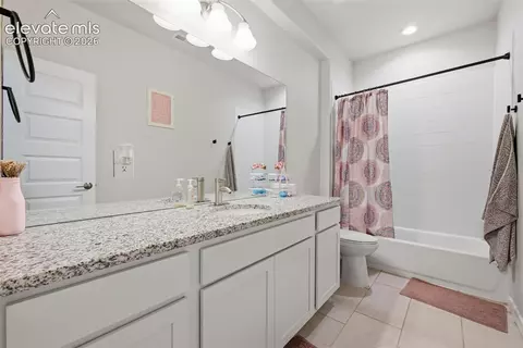 Bath - 10198 Golf Crest Dr, Peyton, CO 80831 photo 2 of 2