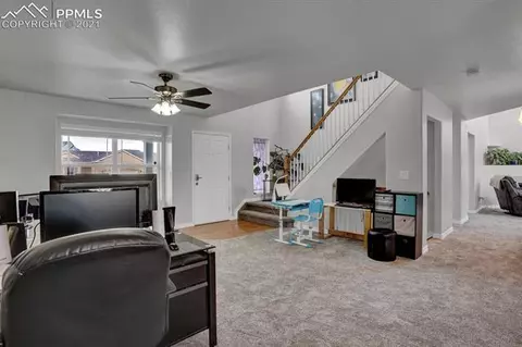 8755 Del Rio Rd, Peyton, CO 80831 photo 4
