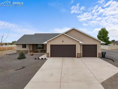 914 S Rosa Linda Dr, Pueblo, CO 81007