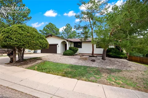 510 N Wintery Cir, Colorado Springs, CO 80919