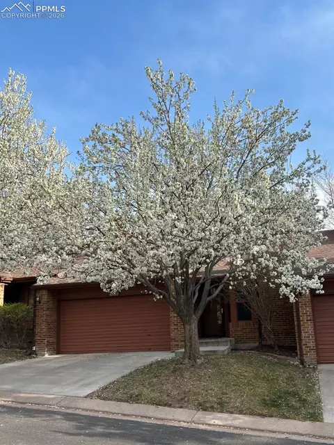 4851 Evening Sun Ln, Colorado Springs, CO 80917