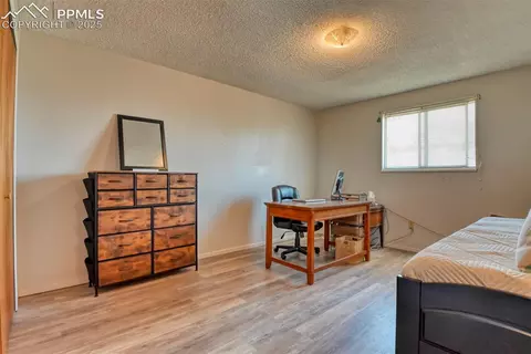 Bedroom - 10970 Garrett Rd, Peyton, CO 80831 photo 6 of 13