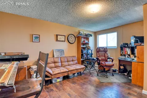 Bedroom - 10970 Garrett Rd, Peyton, CO 80831 photo 5 of 13