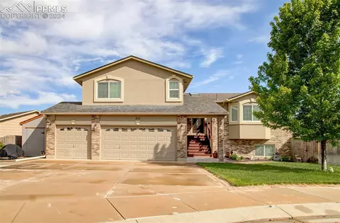 810 Fleming St, Colorado Springs, CO 80911