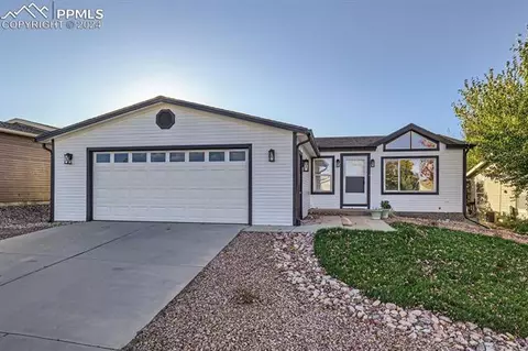 4126 Gray Fox Hts, Colorado Springs, CO 80922