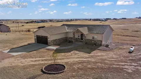 3195 Hoofprint Rd, Peyton, CO 80831 photo 2