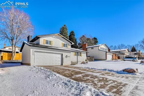 2855 Villa Loma Dr, Colorado Springs, CO 80917