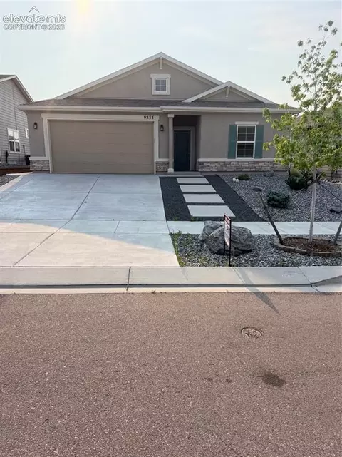 9233 Bugaboo Dr, Colorado Springs, CO 80924