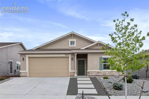 9233 Bugaboo Dr, Colorado Springs, CO 80924