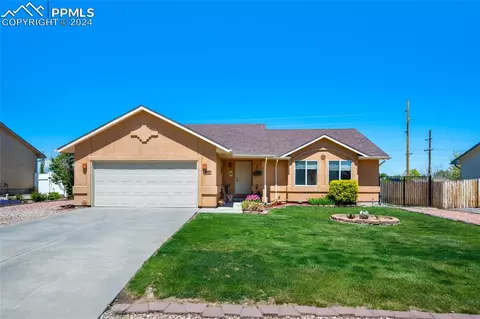 203 E Arvada Dr, Pueblo, CO 81007