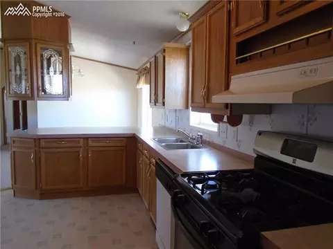 7255 Pfost Dr, Peyton, CO 80831 photo 6