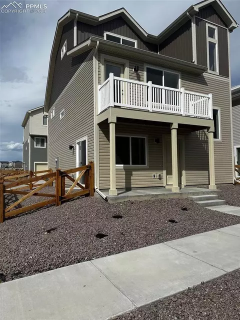 6067 Notch Top Way, Colorado Springs, CO 80927
