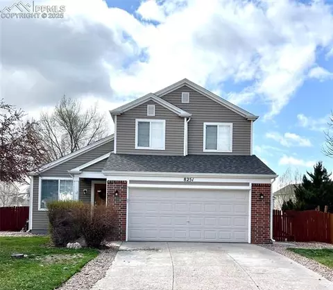 8251 Oakton Ct, Fountain, CO 80817