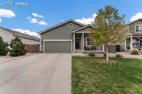 9929 Thunderbolt Trl, Colorado Springs, CO 80925