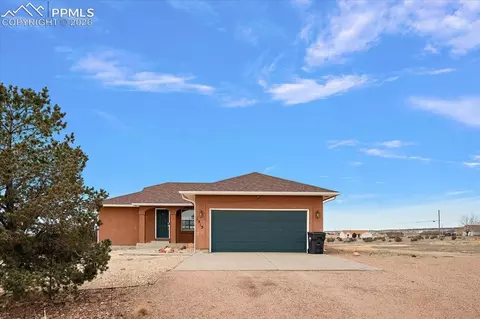 1313 N Blue Lake Ln, Pueblo, CO 81007