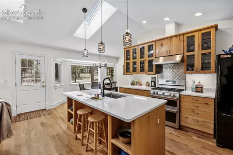 Kitchen - 4882 Antelope Trl, Elbert, CO 80106 photo 4 of 5
