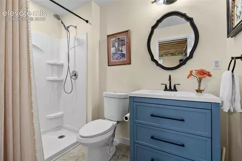 Bath - 4882 Antelope Trl, Elbert, CO 80106 photo 6 of 6