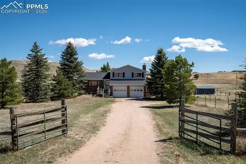12360 Mesa View Rd, Larkspur, CO 80118