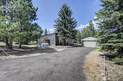 455 Red Feather Ln, Woodland Park, CO 80863