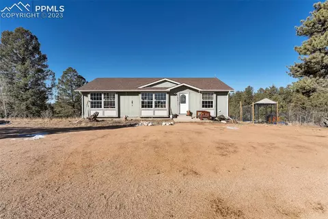 105 Shavano Dr, Florissant, CO 80816