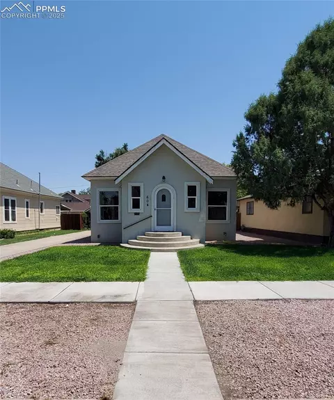 604 S 12th St, Rocky Ford, CO 81067