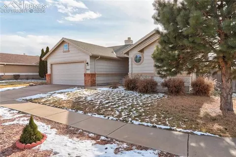 4515 Star Ridge Dr, Colorado Springs, CO 80916