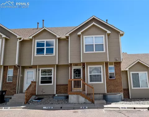 3171 Bridgewater Dr, Colorado Springs, CO 80916