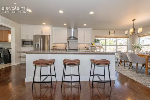 10103 Edgemont Ranch Ln, Colorado Springs, CO 80924