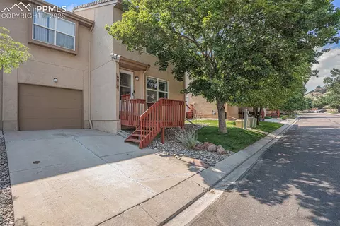 6918 Yellowpine Dr, Colorado Springs, CO 80919