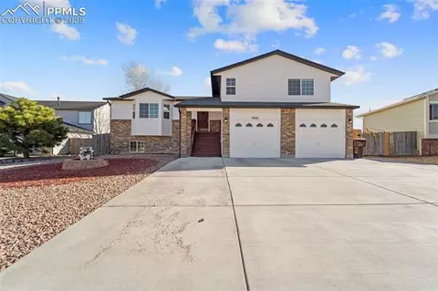 7487 Theresa Dr, Colorado Springs, CO 80925