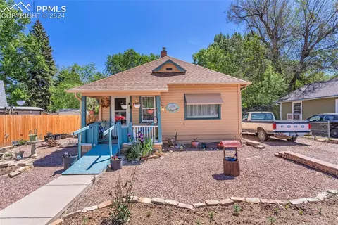806 S 4th St, Canon City, CO 81212