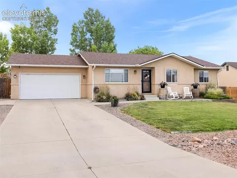 625 S Inca Dr, Pueblo West, CO 81007