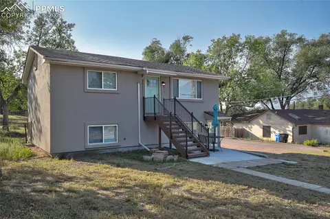 215 N 14th St, Colorado Springs, CO 80904