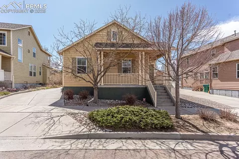 2231 St Claire Dr, Colorado Springs, CO 80910