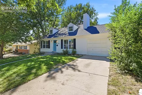 1940 Carlton Ave, Colorado Springs, CO 80909