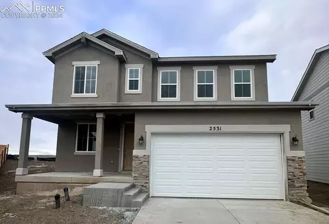 2531 Bella Terra Dr, Pueblo, CO 81001