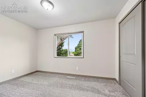 5015 Bonita Way, Colorado Springs, CO 80918