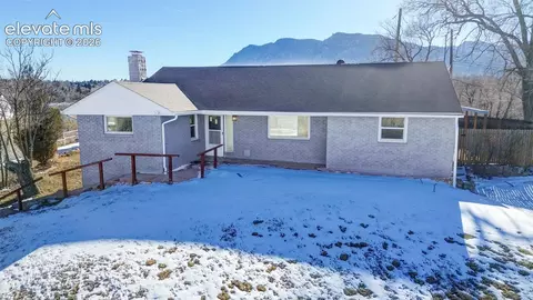 1606 Navajo Cir, Colorado Springs, CO 80905