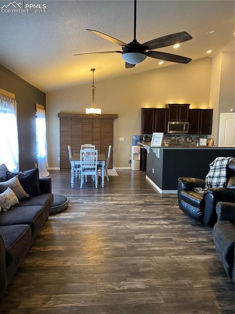 10968 Middlegate Ct, Peyton, CO 80831 photo 4
