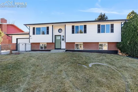 701 Drew Dr, Colorado Springs, CO 80911