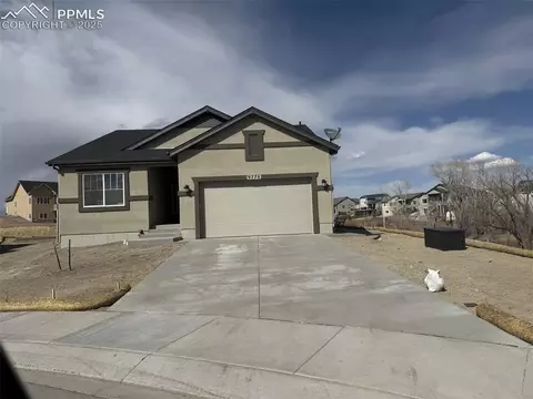 9778 Wheatland Dr, Colorado Springs, CO 80908