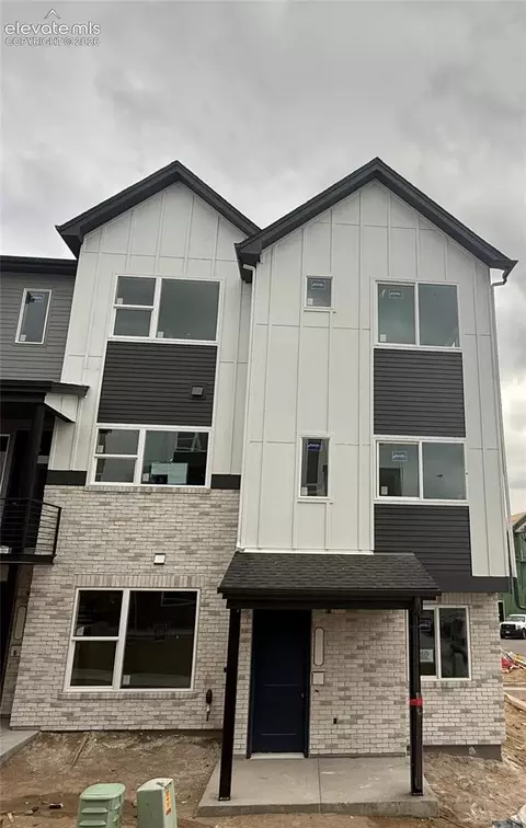 4020 Decender Grv, Colorado Springs, CO 80918